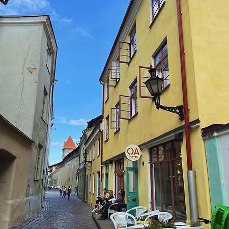 Charming Apartment In Tallinn Old Town! Екстер'єр фото